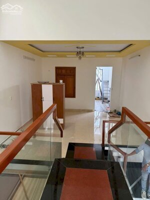 Bán nhà 2 tầng 2 mê đường 7.5m Mẹ Thứ - Hoà Xuân