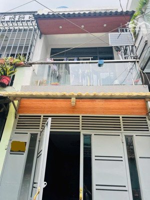 diện tích to- hẻm thông- 3 phòng ngủ cộng - đg quang trung- 2 tầng- cạnh chợ hạnh thông tây