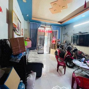 nhà hxh hòa bình q. tân phú kế bên richstar gấp bán giảm 300triệu chỉ còn 4 tỷ. lh: 