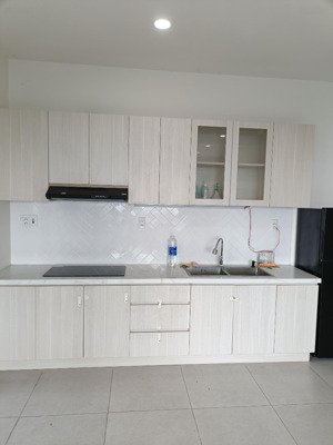 cho thuê chung cư compass one 3pn 16 triệu / tháng