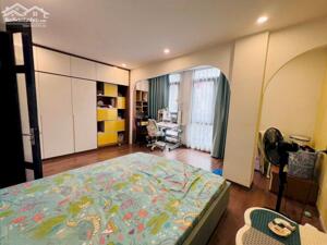 Hiếm Hoàng Quốc Việt 45m2, 4 tầng, mặt tiền 4.5m Gara ô tô nhỉnh 15 tỷ VIP Cầu Giấy