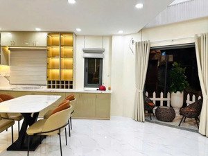 giảm tiếp 2 tỷ - nhà hxh 6m võ thị sáu , quận 3 - 5,5x15m kcx: 5 tầng chỉ còn 20,5 tỷ 