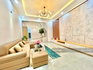 nhà đẹp ở ngay! lô góc ngọc hà, 3 mặt thoáng, 30m ra ô tô, view hồ, hàng xóm lăng bác, 46m*5t
