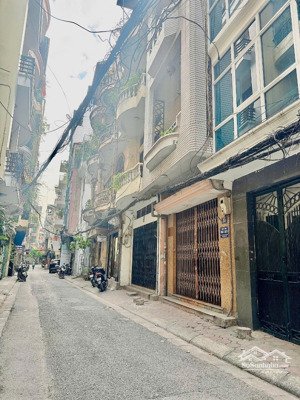 bán nhà gần mặt phố hoàng cầu - đống đa, ô tô đỗ cửa, kinh doanh, 45m2, 05 tầng, giá 14,5 tỷ
