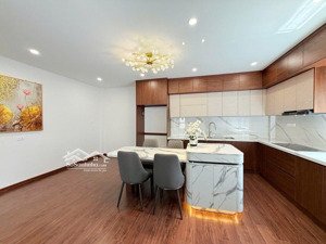 bán nhà giải phóng, lô góc 3 mặt thoáng, thang máy, kinh doanh đỉnh, oto vào nhà. 73m2 nhỉnh 22 tỷ