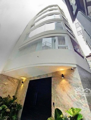 tòa apartment 8t 74m - gần hoàng cầu - tòa ccmn full đồ,pccc chuẩn - 1.2 tỷ/năm giá hơn 290tr/m