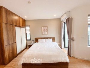 gấp! bán nhanh tòa chdv phố kim mã, 1 nhà ra phố , lô góc, 62m2*7t tm, pccc đủ, 15pkk, dt 75trth