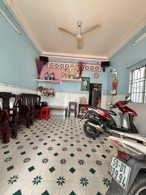 âu cơ - 58m2 - 2 tầng - chỉ 5.4 t ỷ tl.