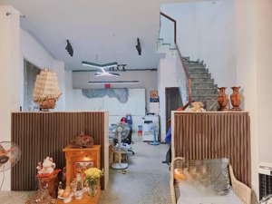 nhà mới ở ngay - hẻm xe hơi - ngay cầu vượt gò dưa - vành đai 2 - chợ đầu mối thủ đức