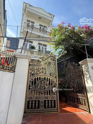 cho thuê nhà nguyên căn phố phúc lợi 6 phòng ngủ ở hộ gia đình hoặc văn phòng