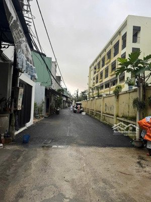 tôi chính chủ cần bán nhà kiệt oto đường trần cao vân, phường xuân hà, thanh khê