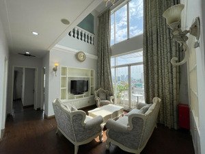 cho thuê căn hộ 2 phòng ngủ, nội thất đầy đủ, không gian ngập tràn ánh sáng tự nhiên