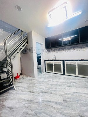 cho thuê nhà riêng 1pn, 1wc, 28m2, giá cực chất 8,5 triệu tại trần đình xu, cô giang, q1, hcm