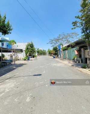 giảm 550tr bán nhà 1 trệt 1 lầu và 4 phòng trọ kdc hố lang, p.tân bình dĩ an