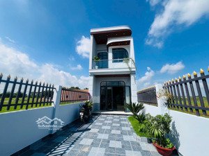 bán nhà 1t, 1l có sân vườn trước sau cực đẹp gần chợ đình, 4pn, nhà mới