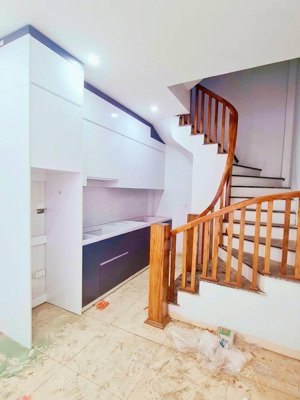 ôtô đỗ cổng - ỷ la, hà đông - 5 tầng full nội thất - hàng xóm kđt geleximco ( khu d ) lê trọng tấn