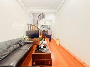 bán nhà 70m2 , phân lô yên lãng , 2 mặt ngõ , ngõ thông ô tô đỗ cửa , kinh doanh , nhà dân xây chăc