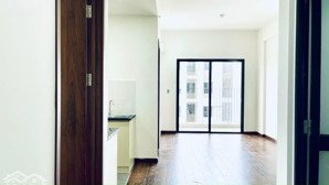 cho thuê căn 2pn 2wc ehome southgate giá 3,8tr/tháng lầu đẹp, view hồ bơi, có ban công