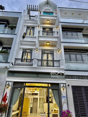 nhà đường 12m, giá: 6.9ty, dt: 5x11m, 4 tầng, đường huỳnh tấn phát, tt nhà bè.