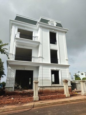 biệt thự đơn lập 2 mặt tiền trước sau