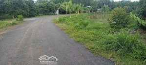 chính chủ cần bán lỗ lô đất 2 mặt tiền đường nhựa thông dt 250m thổ cư 100m lộc thịnh giá chỉ 460tr