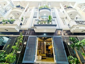 sót căn nhà 3 tầng giá rẻ duy nhất hẻm xe hơi thông 1979 huỳnh tấn phát. giá chỉ 5.89 tỷ