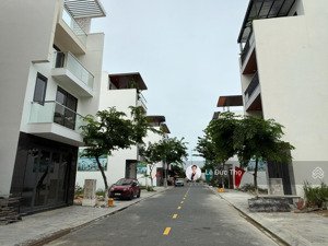 lô đất khu đô thị vcn phước long 2, lô kề góc ngang 5m. diện tích 82,5m² . giá bán chỉ 6,8 tỷ