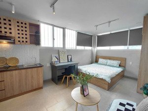 cho thuê phòng 35m2 cửa sổ lớn vibe cực chill gần chợ bà chiễu, hàng xanh, giáp q1, phú nhuận