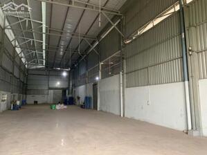 CHO THUÊ KHO QUỐC LỘ 1A, QUẬN 12. DT 261M2 GIÁ 20TR- ĐƯỜNG CONT