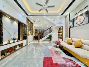 bán nhà thành thái phường 12 quận 10 (4mx16m) giá 10.5 tỷ