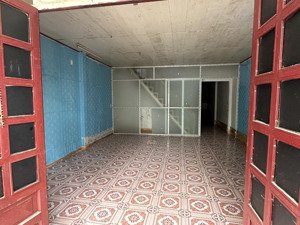 cho thuê nhà 1 trệt 1 lầu, 2 phòng ngủ, diện tích nhà 140 mét vuông