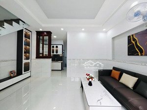 ngang bề thế gần 6m - tặng nội thất - 3 ngủ - hẻm nhà 4m - trệt lầu đúc - 42m2 - gần chợ thạch đà