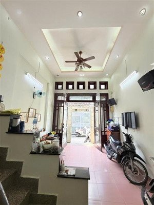 khu vip bàu cát - hẻm nhựa 5m ôtô 7 chỗ -51 m2 - 4 tầng -4pn - sổ vuông a4 - tân bình - nhỉnh 8.tỷ