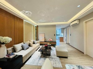 cần bán gấp căn hộ 64m2 - 2 ngủ - full nội thất tại hà nội cemterpoin - giá 6.6 tỷ - lh 