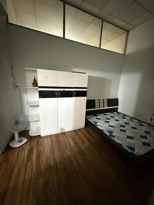 cho thuê nhà nguyên căn - vị trí sân bay tsn - 8,5tr/ tháng