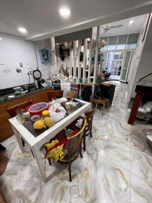 bán nhà rộng 61m2 2pn - shr - phạm văn chiêu - gv - nhỉnh 3 tỷ 29