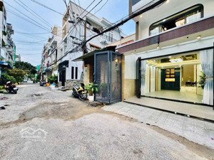 nhà đẹp thang máy xịn xò hẻm xe tải nội thất cao cấp tiện ích xung quang đầy đủ chỉ 10.9 tỷ