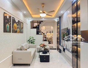 siêu phẩm mỹ đình 6 tầng, ngõ thông, 3 thoáng, ô tô đỗ cổng giá chỉ 8 tỷ!