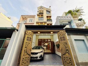 lên sóng căn nhà ngang 5mx21m đường thông xe tải có full nội thất cao cấp