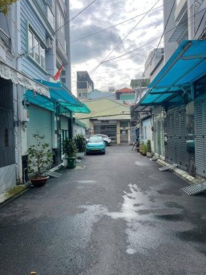 hxh 7m đường gò dầu. q tân phú. dt : 5,5x15,5m ( 85m2 ) . giá 7,7 tỷ