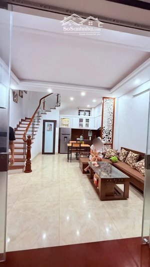 bán nhà đẹp phố lạc long quân tây hồ 5 tầng kiên cố nội thất sang xịn giá chỉ 10,5 tỷ