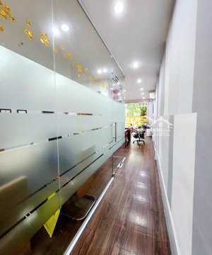bán nhà hoàng sa 64m² 3 tầng - 21.9 tỷ - view triệu đô 2 mặt tiền