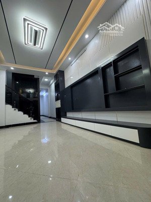 siêu phẩm nhà ngõ 236 âu cơ - độc tôn tây hồ - thang máy xịn, mới tinh - chỉ 14.3 tỷ!