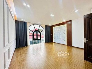 nhà đẹp hoàng văn thái - 7 tầng thang máy 50m mt5.1, gara 2 ô tô, nhỉnh 20 tỉ