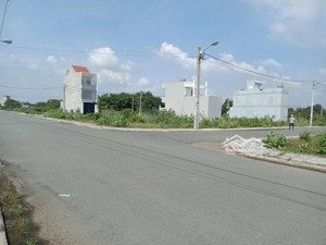 hàng hiếm chủ gửi độc quyền ngay kdc phú đông 140m2, 2 tỷ 250 (ngân hàng định giá 2 tỷ 5)