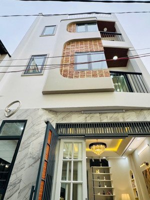 siêu phẩm mới xây xong hẻm 1/ âu dương lân p2 q8