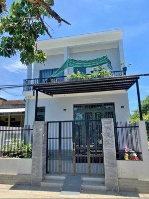 chủ gửi nhà sổ hồng riêng ngay toà án nhân dân bình tân giá 3 tỷ 300 thương lượng