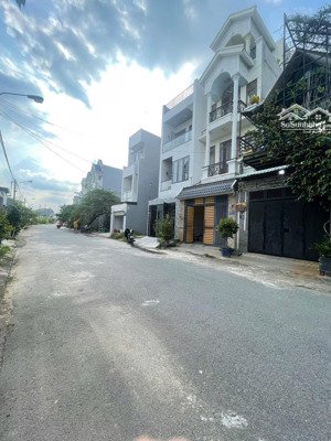 cần bán đất nền khu samsung bưng ông thoàn, hệ số xd cao, đường 7-10m