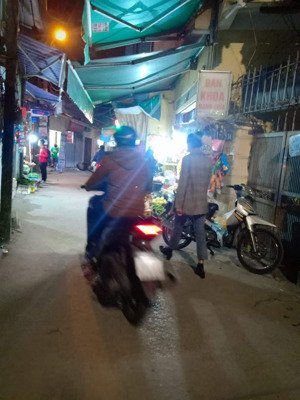 nhà mới cổ nhuế- 6 tầng thang máy- ngõ thông kinh doanh ô tô qua