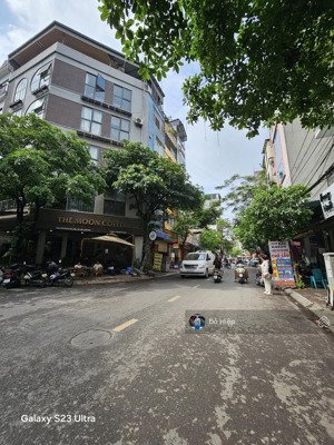 phân lô nguyễn trãi nhà đẹp, vị trí vàng, ô tô tránh trước cửa